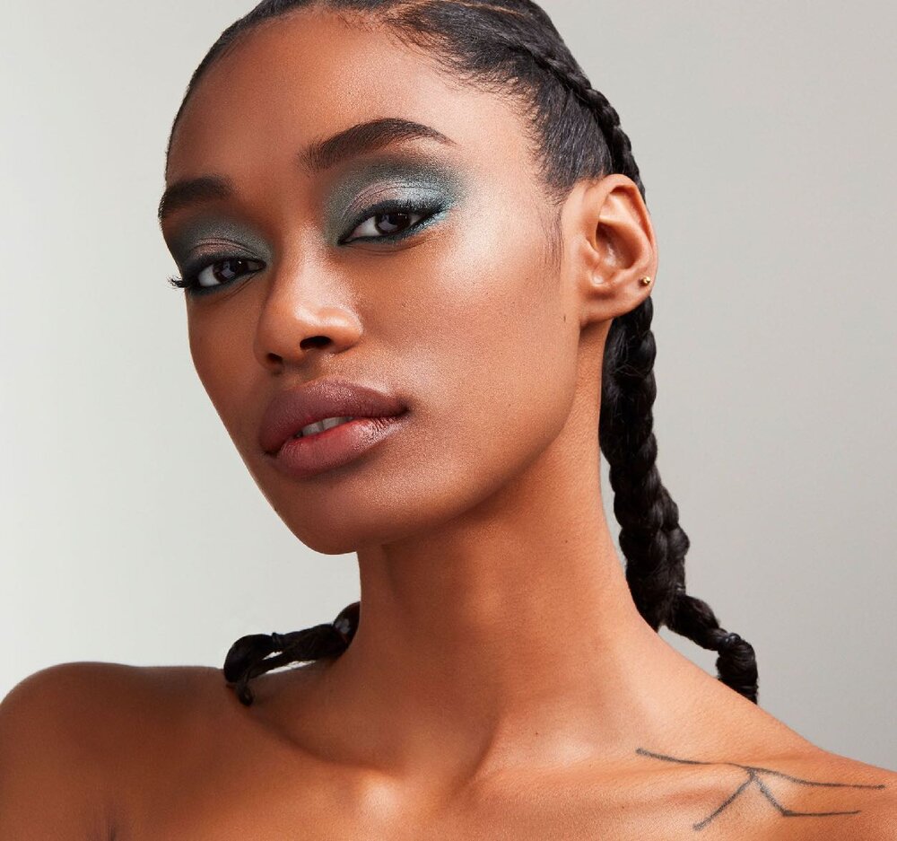 M·A·C Momentum beauty content